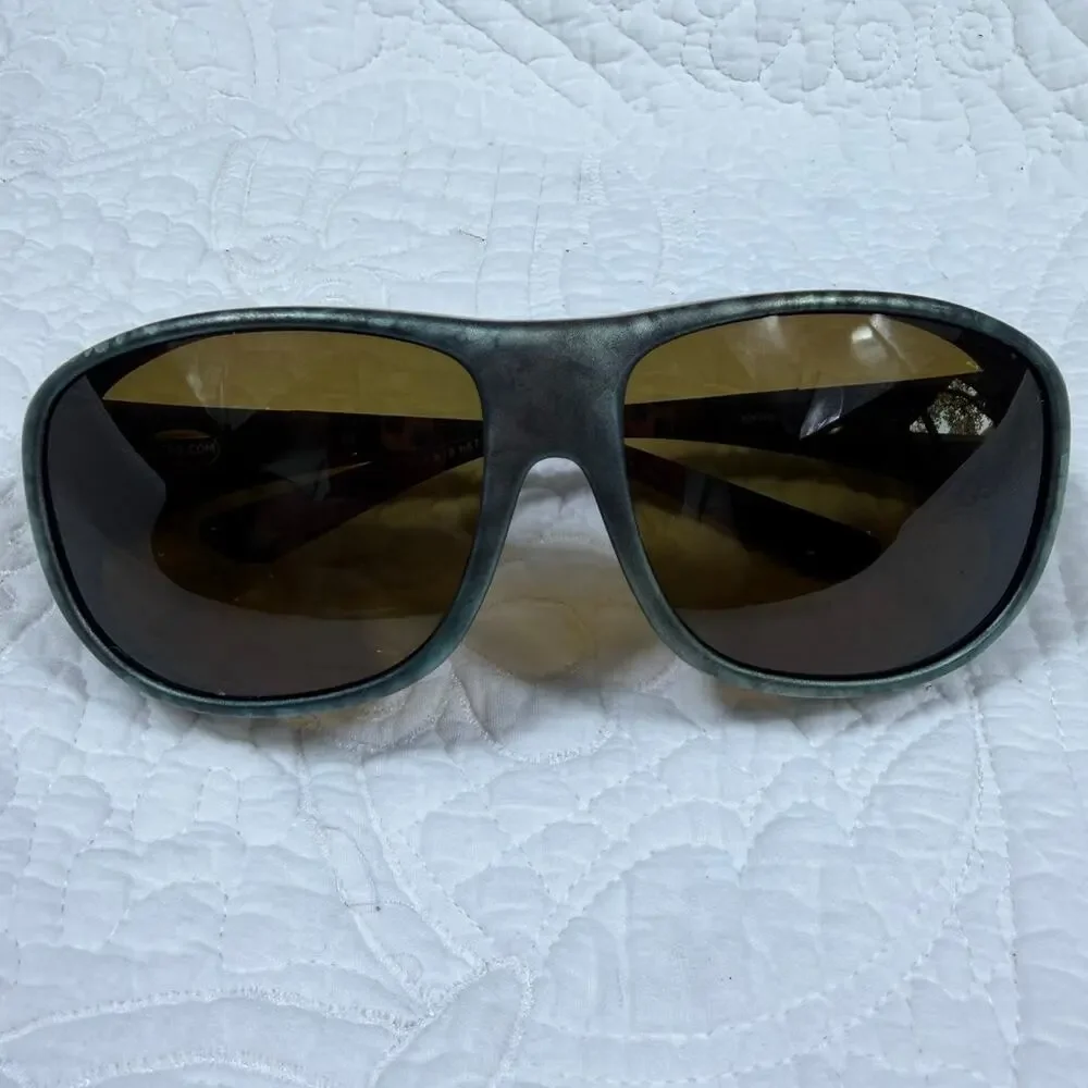 Cocoons Women's Gray Polarized Fitover Sunglasses Matte Finish Eyewear with Case